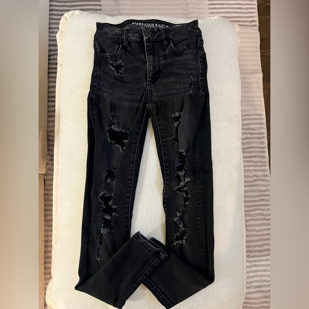 American eagle super stretch high waisted ripped jeans, size 00